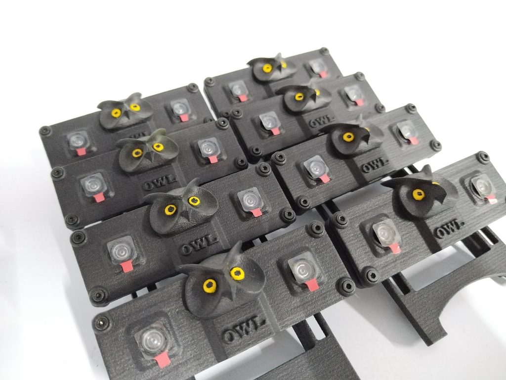 蜂群三机穿越树林方案